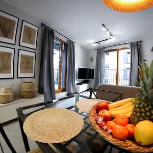 Browar Lubicz | Balcony | Elevator | Free Garage Apartment Krakau
